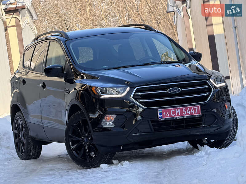 Позашляховик / Кросовер Ford Escape 2018 в Дрогобичі