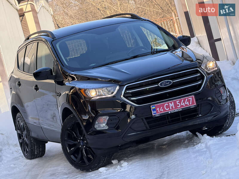 Позашляховик / Кросовер Ford Escape 2018 в Дрогобичі