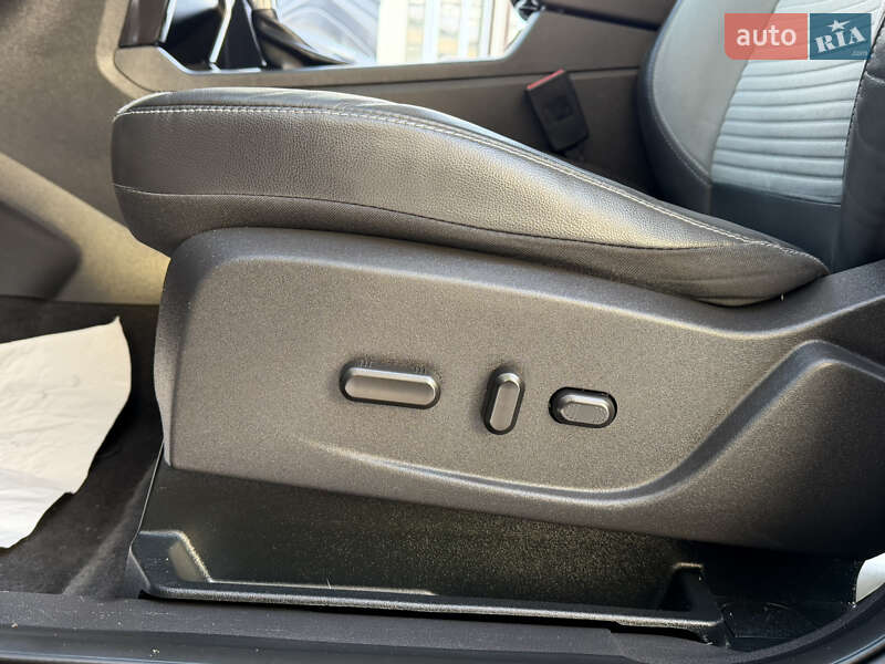 Позашляховик / Кросовер Ford Escape 2018 в Дрогобичі