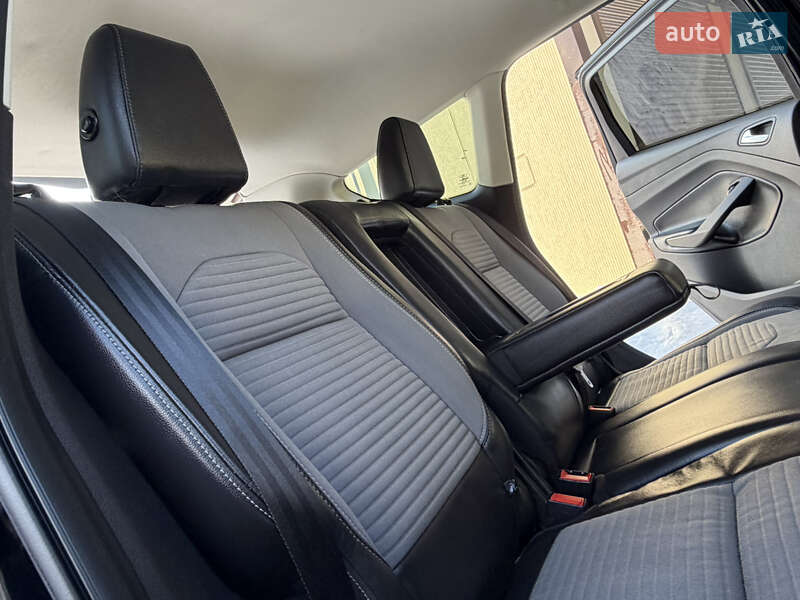 Позашляховик / Кросовер Ford Escape 2018 в Дрогобичі