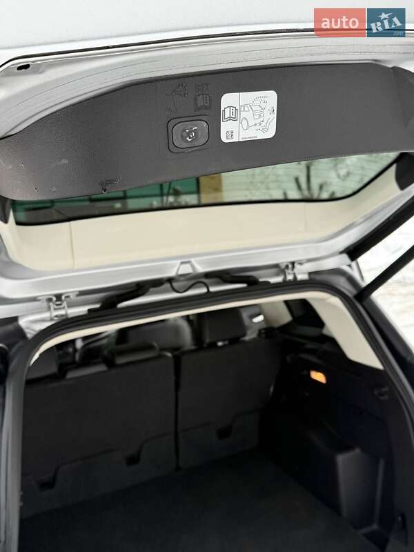 Внедорожник / Кроссовер Ford Escape 2018 в Хмельницком