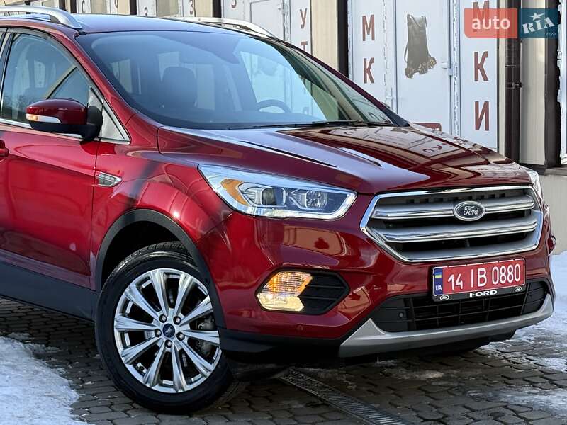 Позашляховик / Кросовер Ford Escape 2019 в Дрогобичі