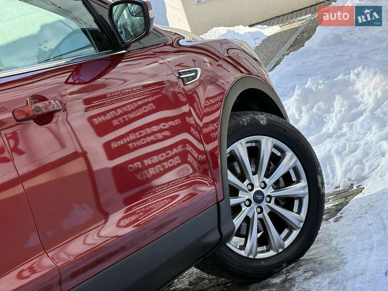 Позашляховик / Кросовер Ford Escape 2019 в Дрогобичі