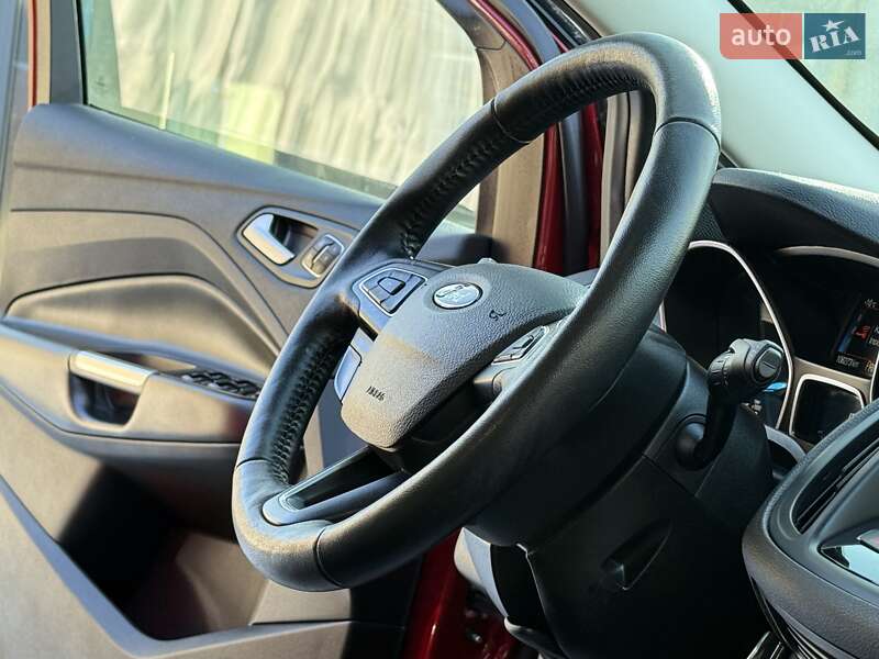 Позашляховик / Кросовер Ford Escape 2019 в Дрогобичі