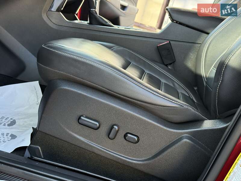 Позашляховик / Кросовер Ford Escape 2019 в Дрогобичі