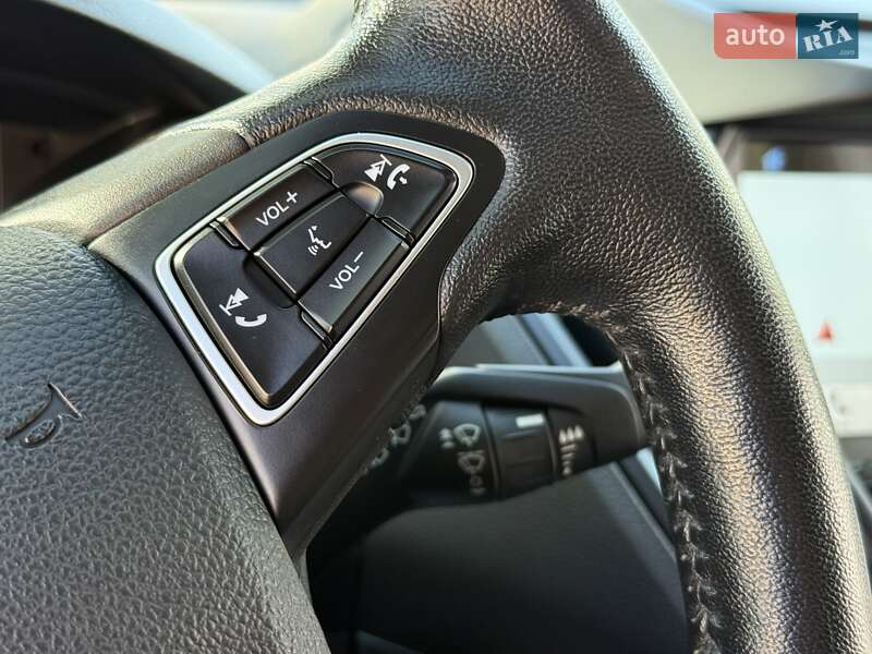 Позашляховик / Кросовер Ford Escape 2019 в Дрогобичі