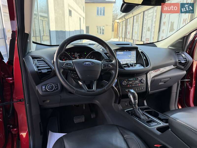 Позашляховик / Кросовер Ford Escape 2019 в Дрогобичі