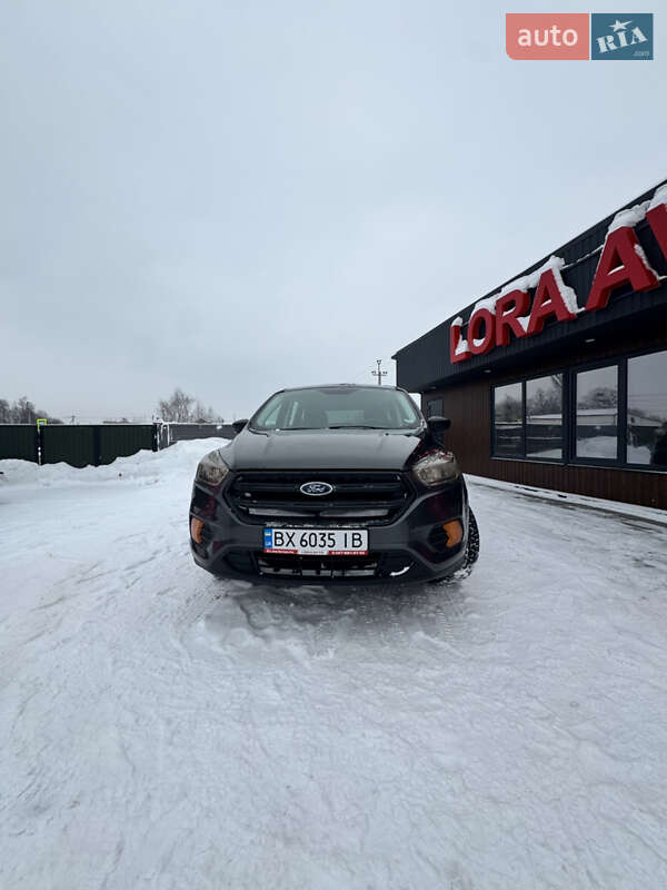 Внедорожник / Кроссовер Ford Escape 2016 в Остроге фото 4 Внедорожник / Кроссовер Ford Escape 2016 в Остроге
