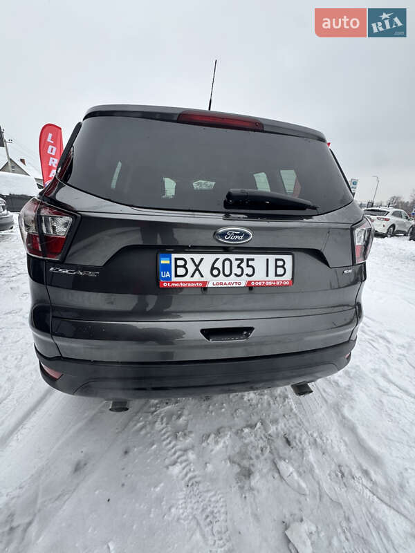 Внедорожник / Кроссовер Ford Escape 2016 в Остроге фото 11 Внедорожник / Кроссовер Ford Escape 2016 в Остроге