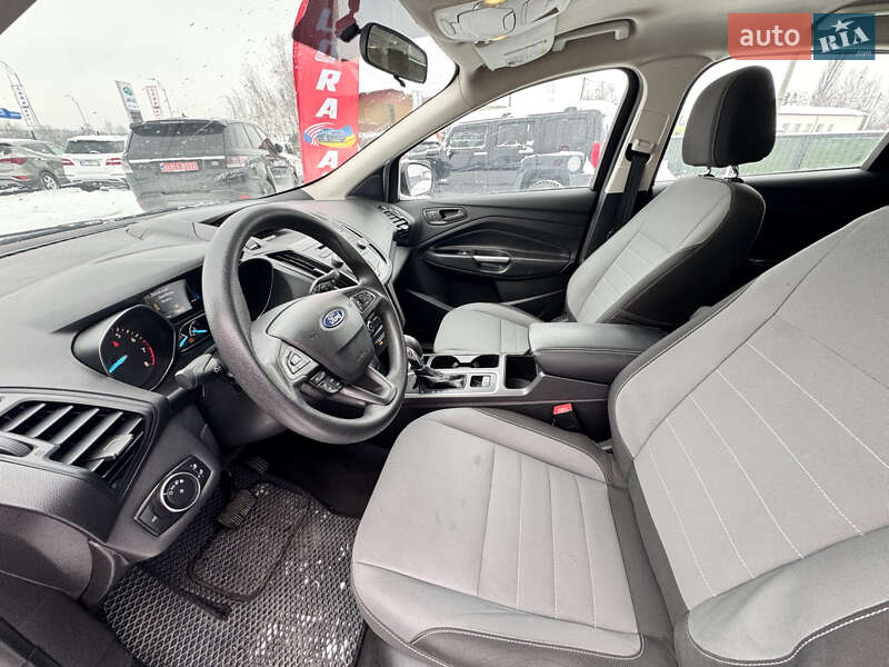 Внедорожник / Кроссовер Ford Escape 2016 в Остроге фото 19 Внедорожник / Кроссовер Ford Escape 2016 в Остроге