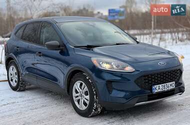 Внедорожник / Кроссовер Ford Escape 2020 в Киеве