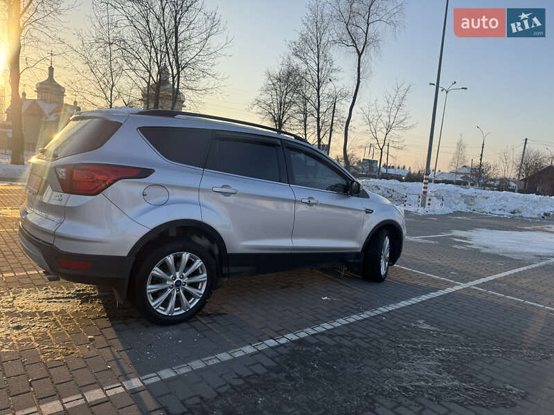 Позашляховик / Кросовер Ford Escape 2019 в Коломиї фото 5 Позашляховик / Кросовер Ford Escape 2019 в Коломиї