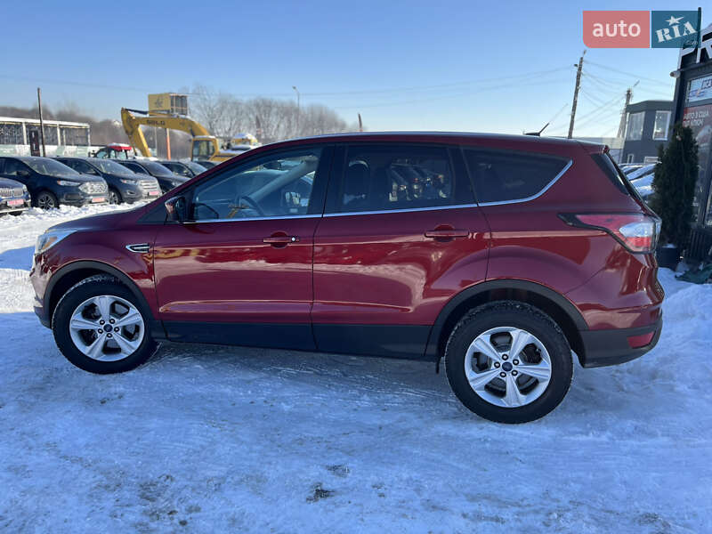 Позашляховик / Кросовер Ford Escape 2017 в Львові