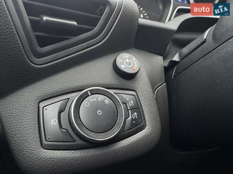 Позашляховик / Кросовер Ford Escape 2013 в Харкові