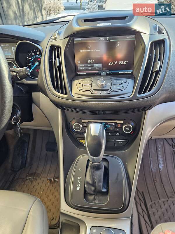 Внедорожник / Кроссовер Ford Escape 2014 в Киеве фото 3 Внедорожник / Кроссовер Ford Escape 2014 в Киеве