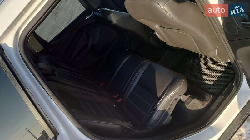 Позашляховик / Кросовер Ford Escape 2017 в Тернополі фото 18 Позашляховик / Кросовер Ford Escape 2017 в Тернополі