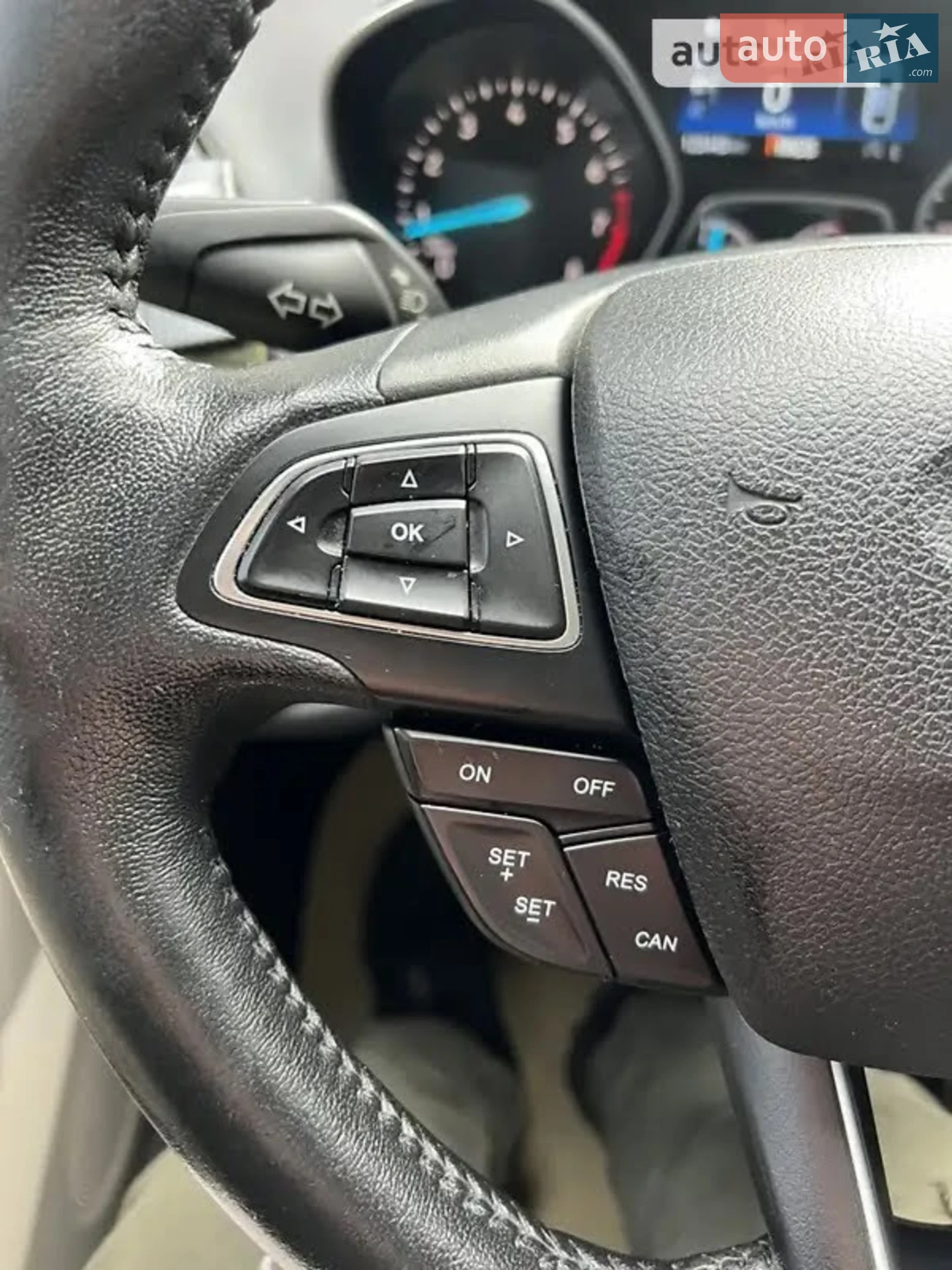 2017 Ford Escape - мініатюра 2