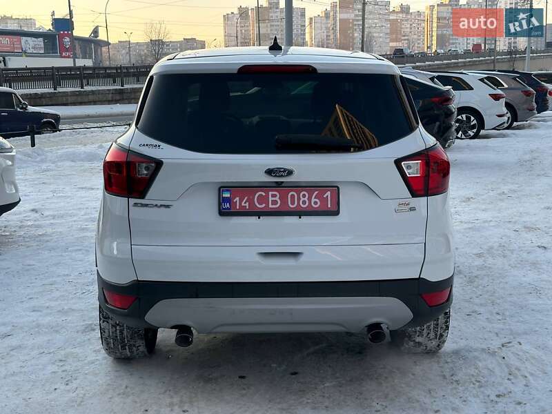 Внедорожник / Кроссовер Ford Escape 2019 в Киеве фото 7 Внедорожник / Кроссовер Ford Escape 2019 в Киеве