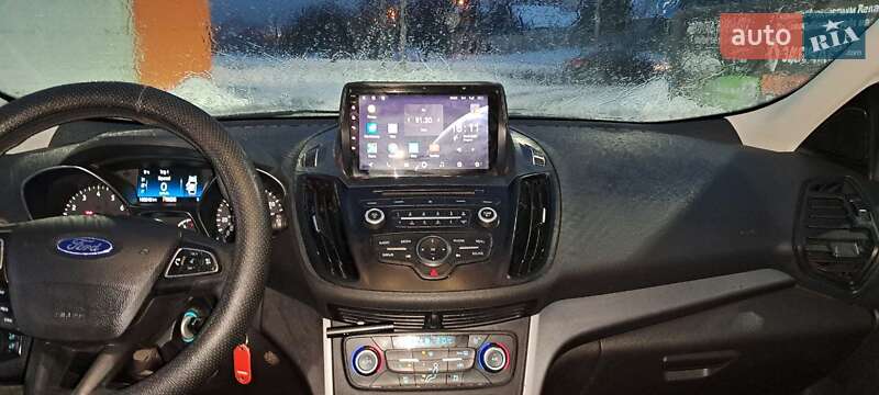 Внедорожник / Кроссовер Ford Escape 2017 в Харькове фото 12 Внедорожник / Кроссовер Ford Escape 2017 в Харькове