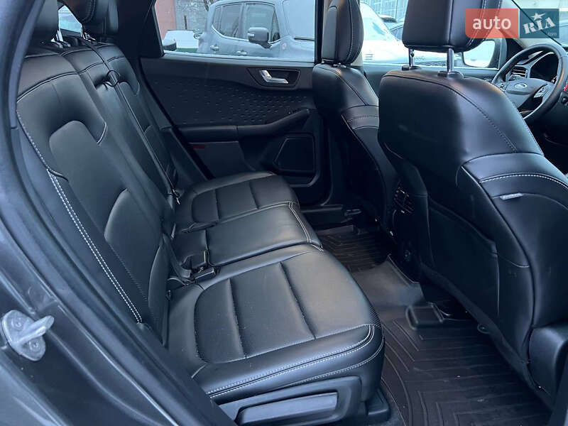 Внедорожник / Кроссовер Ford Escape 2020 в Полтаве