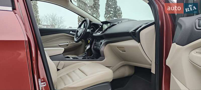 Позашляховик / Кросовер Ford Escape 2018 в Дубні фото 54 Позашляховик / Кросовер Ford Escape 2018 в Дубні