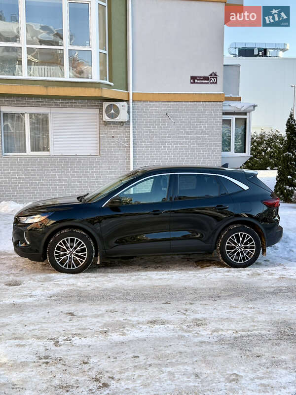 Позашляховик / Кросовер Ford Escape 2023 в Києві