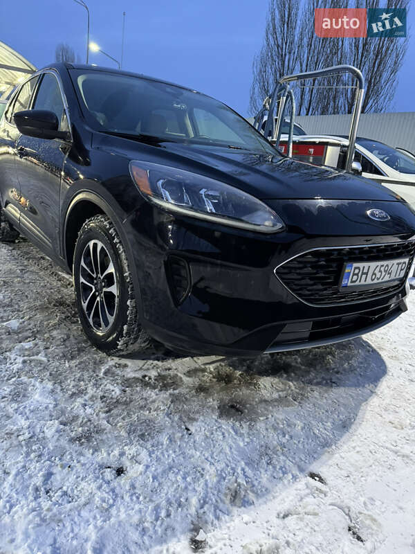 Внедорожник / Кроссовер Ford Escape 2020 в Киеве фото 2 Внедорожник / Кроссовер Ford Escape 2020 в Киеве