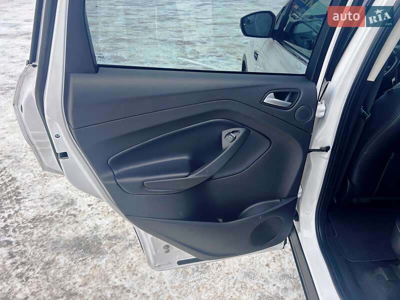 Позашляховик / Кросовер Ford Escape 2019 в Житомирі