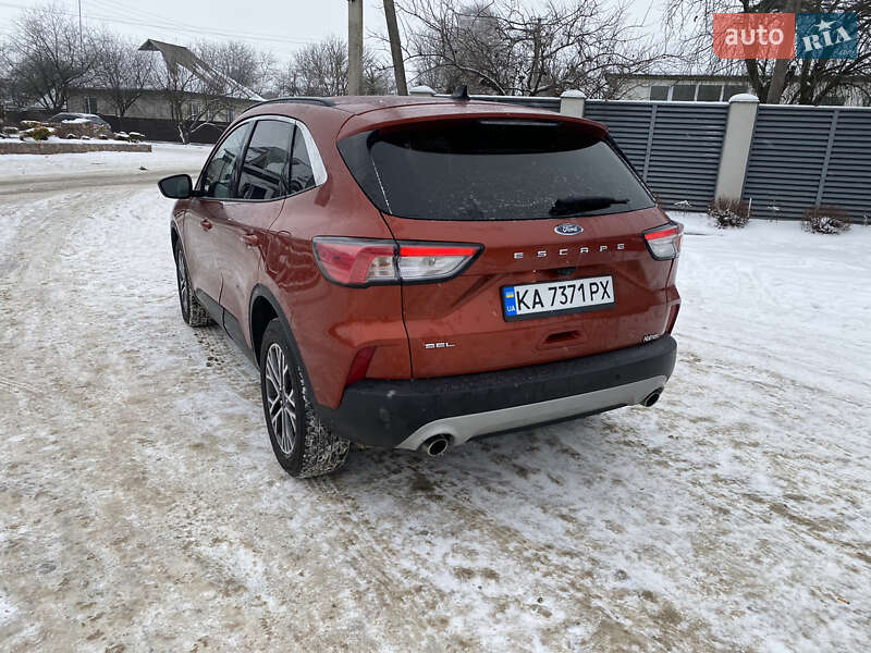Внедорожник / Кроссовер Ford Escape 2019 в Киеве