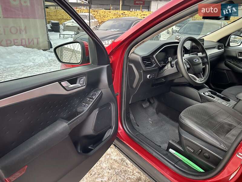 Внедорожник / Кроссовер Ford Escape 2020 в Запорожье