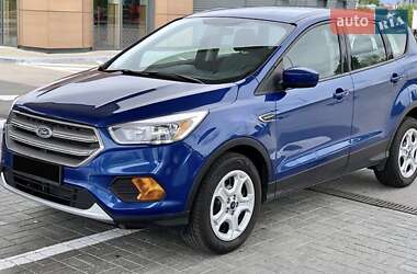 Позашляховик / Кросовер Ford Escape 2017 в Києві
