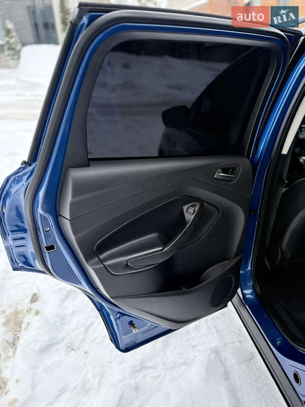 Позашляховик / Кросовер Ford Escape 2018 в Львові