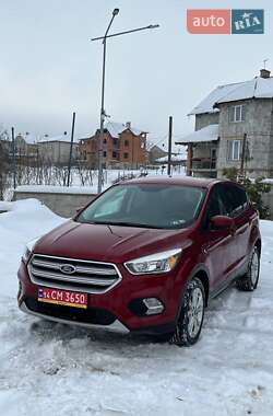 Позашляховик / Кросовер Ford Escape 2017 в Львові