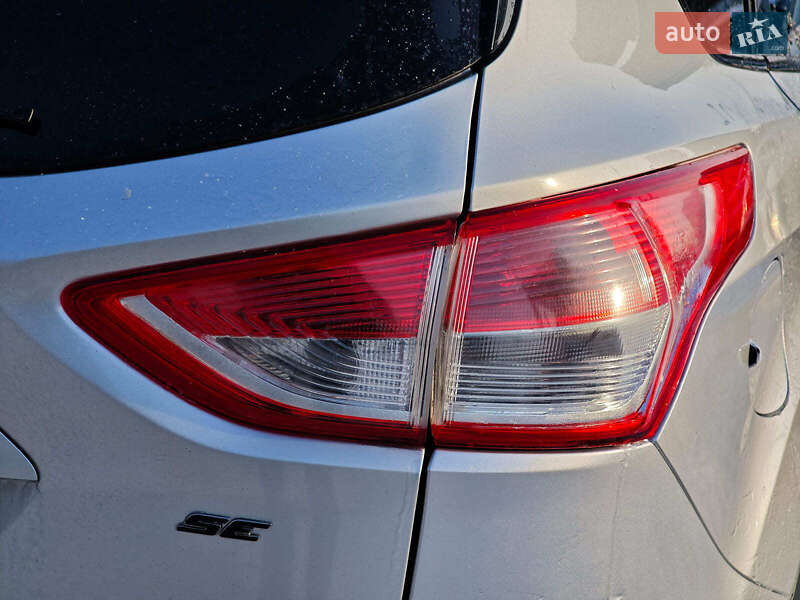 Внедорожник / Кроссовер Ford Escape 2015 в Харькове