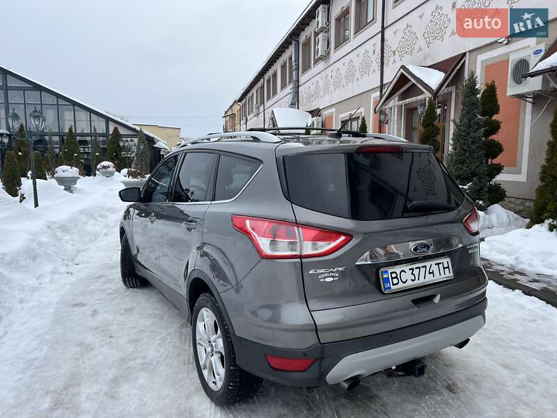 Позашляховик / Кросовер Ford Escape 2013 в Стрию