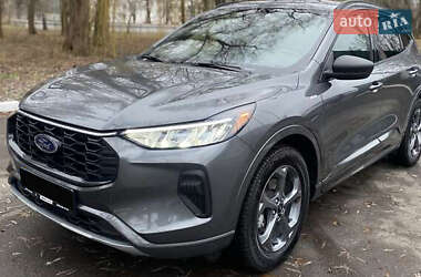 Внедорожник / Кроссовер Ford Escape 2023 в Киеве