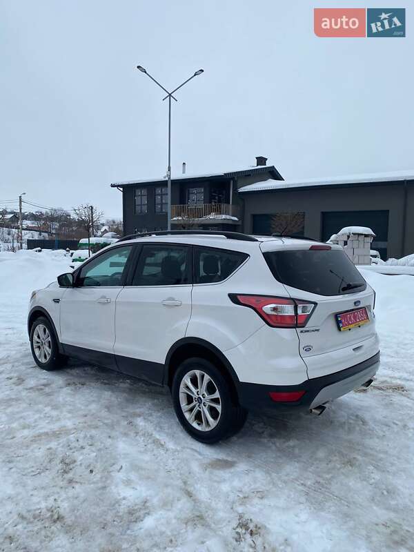 Внедорожник / Кроссовер Ford Escape 2018 в Львове
