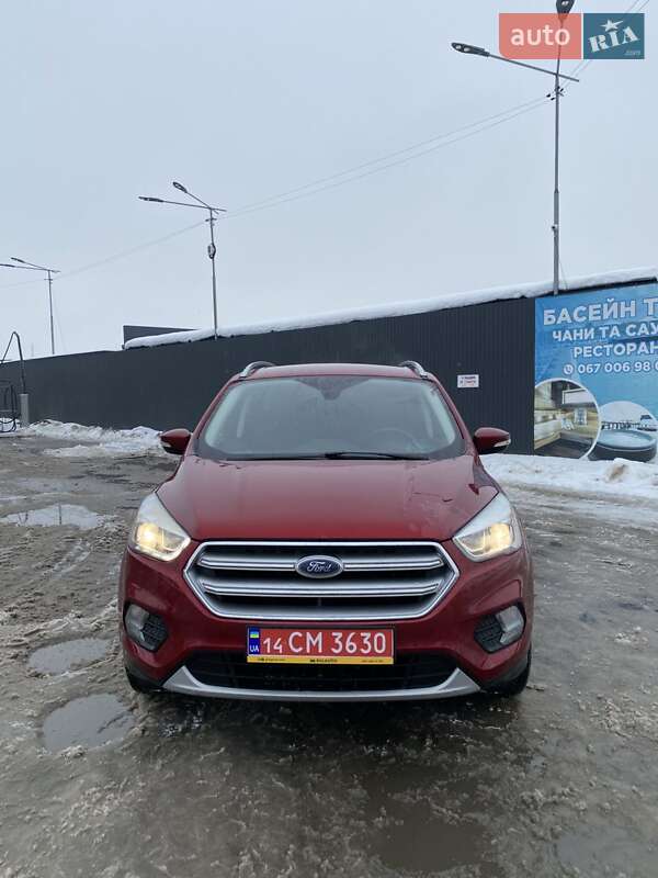 Позашляховик / Кросовер Ford Escape 2017 в Львові