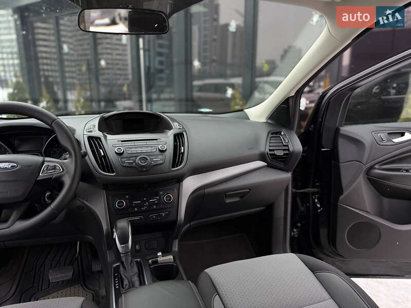 Позашляховик / Кросовер Ford Escape 2018 в Києві