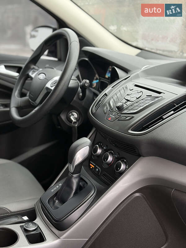 Внедорожник / Кроссовер Ford Escape 2016 в Лубнах фото 48 Внедорожник / Кроссовер Ford Escape 2016 в Лубнах