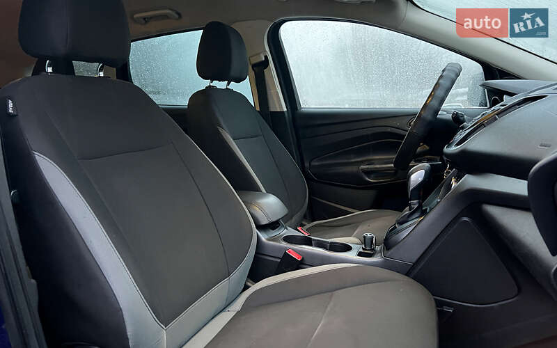 Позашляховик / Кросовер Ford Escape 2015 в Львові фото 18 Позашляховик / Кросовер Ford Escape 2015 в Львові