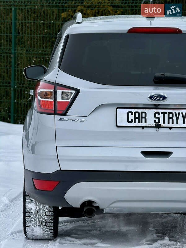 Позашляховик / Кросовер Ford Escape 2017 в Стрию фото 20 Позашляховик / Кросовер Ford Escape 2017 в Стрию