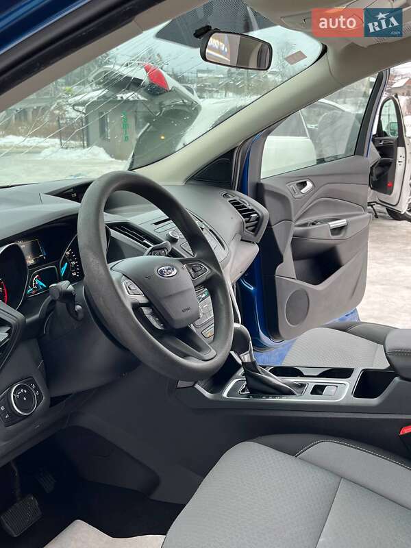 Позашляховик / Кросовер Ford Escape 2017 в Львові
