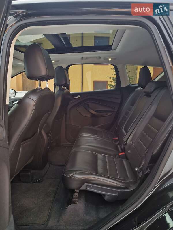 Внедорожник / Кроссовер Ford Escape 2012 в Стрые