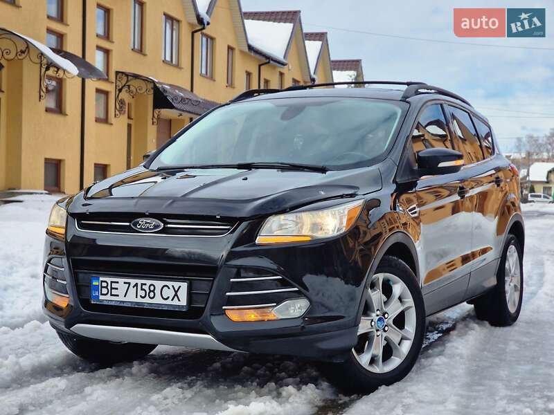 Внедорожник / Кроссовер Ford Escape 2012 в Стрые
