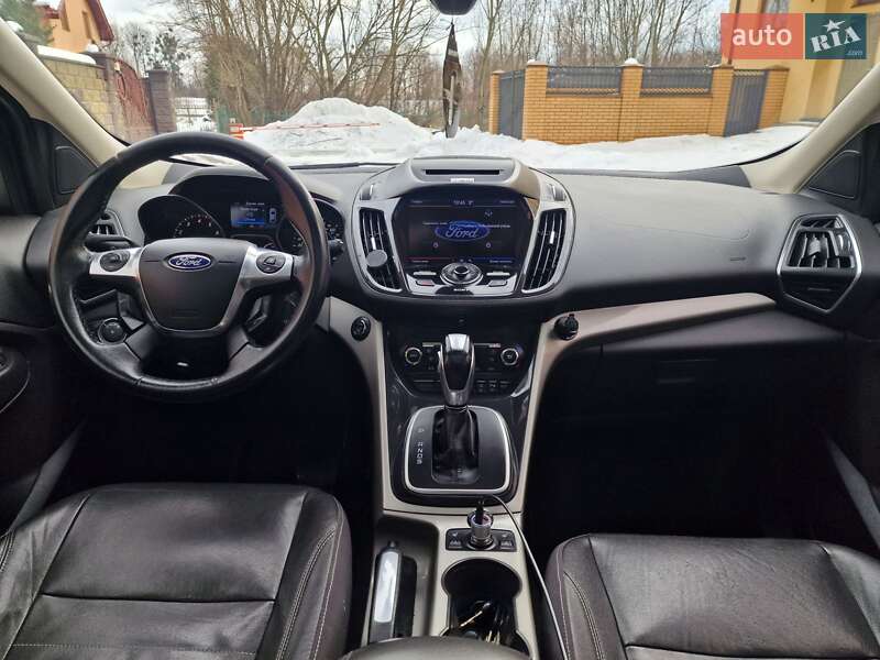Внедорожник / Кроссовер Ford Escape 2012 в Стрые