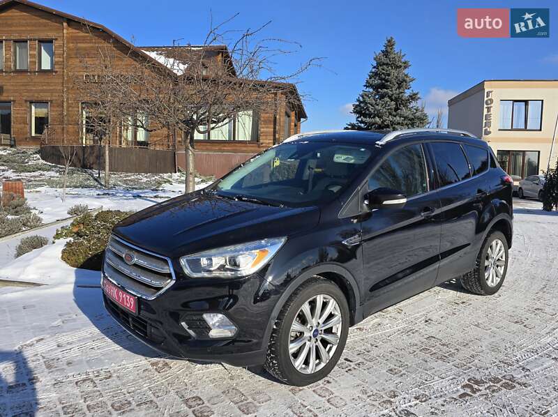 Внедорожник / Кроссовер Ford Escape 2017 в Павлограде фото Внедорожник / Кроссовер Ford Escape 2017 в Павлограде