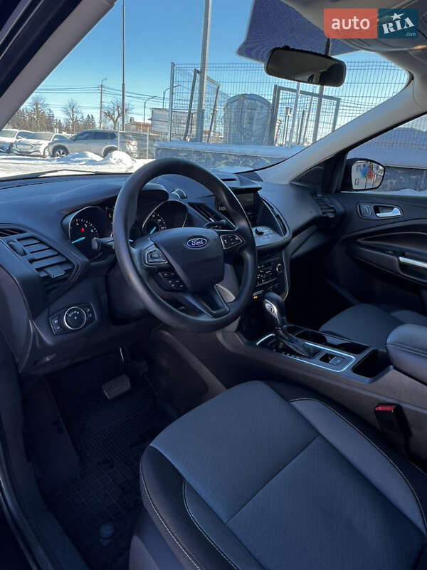 Внедорожник / Кроссовер Ford Escape 2017 в Белой Церкви