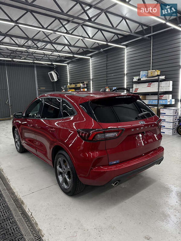 Позашляховик / Кросовер Ford Escape 2023 в Києві