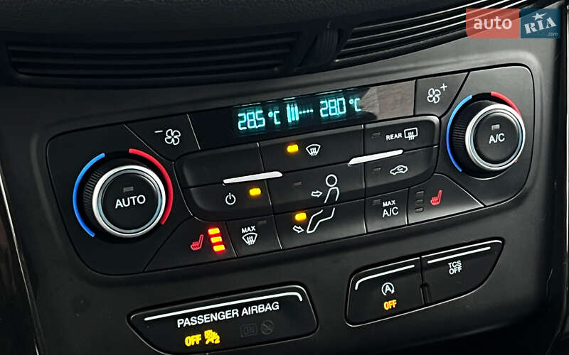 Позашляховик / Кросовер Ford Escape 2018 в Львові